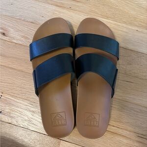 Reef sandals, women’s size 7